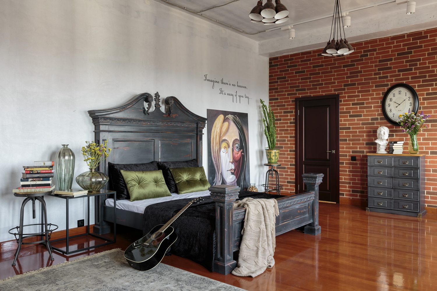 Дизайн интерьера спальни в квартире в стиле лофт